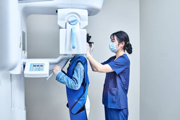 Best Holiday Emergency Dentist in Cloverdale, CA